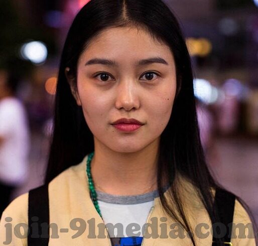 撸美乳人妻-探索成人内容与网络伦理的边界，理性审视撸美乳人妻现象